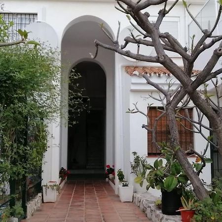 Beautiful Apartment In La Carihuela, Τορρεμολίνος Εξωτερικό φωτογραφία