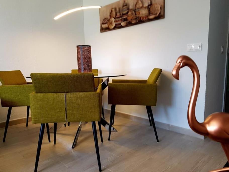 Beautiful Apartment In La Carihuela, Τορρεμολίνος Εξωτερικό φωτογραφία